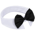Bandeau blanc avec un grand nœud noir sur fond blanc
