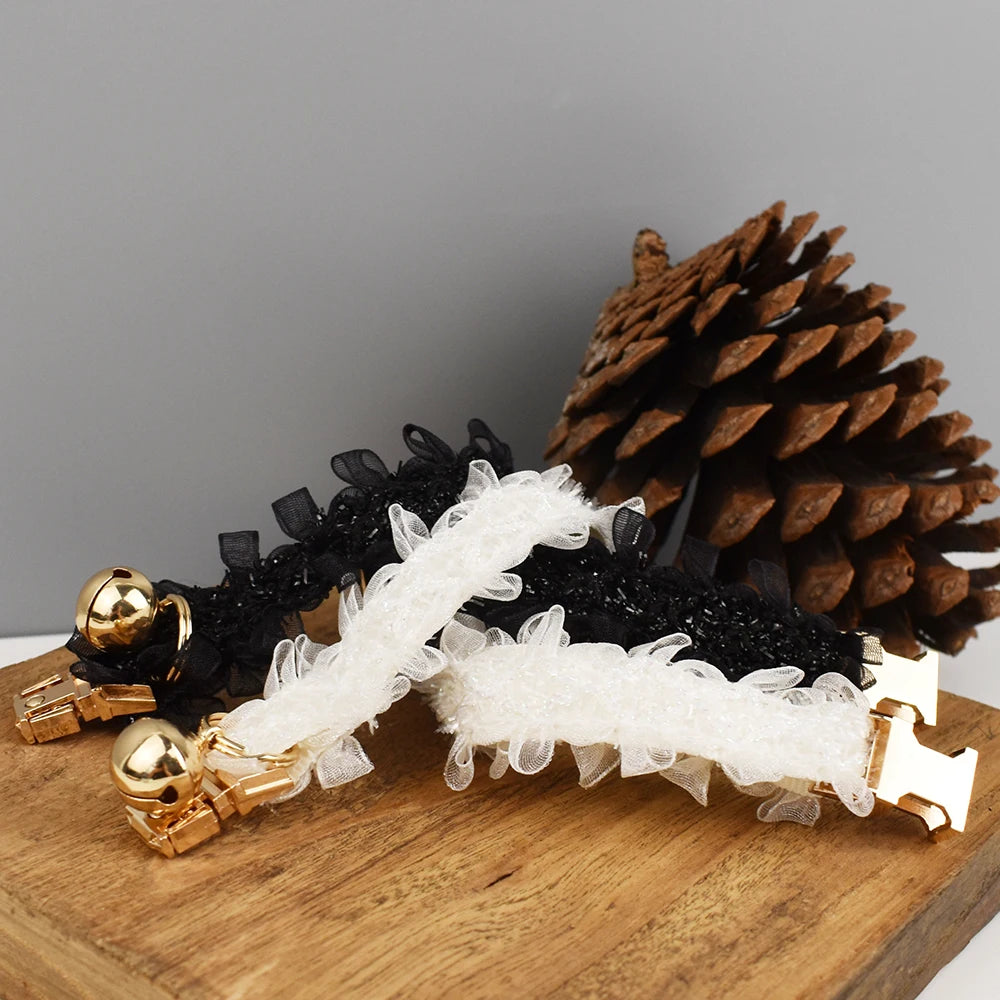 collier de chat en dentelle