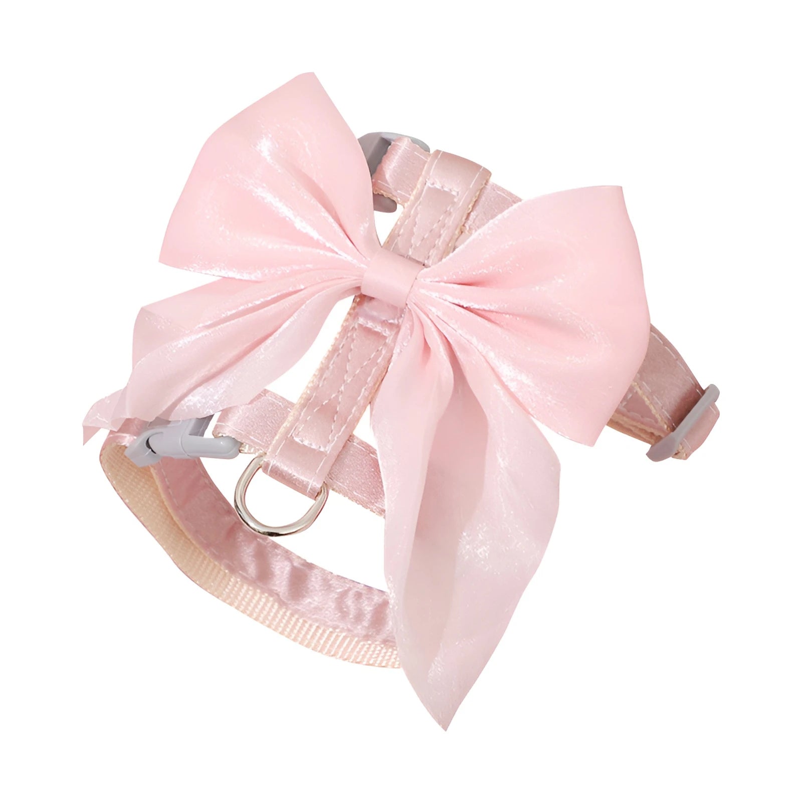 Collier rose pour chat avec un grand nœud sur fond blanc

