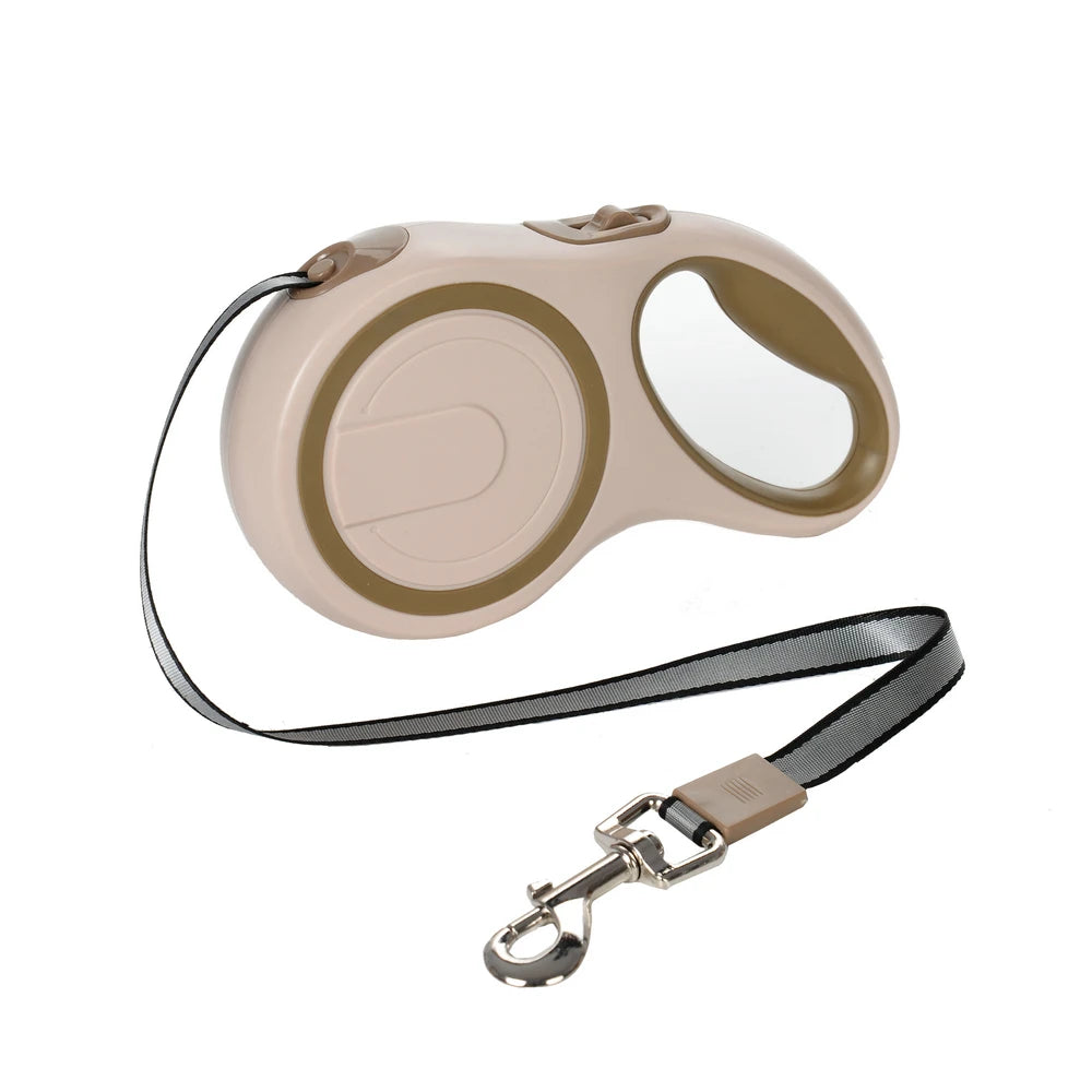 Laisse rétractable beige et marron sur fond blanc

